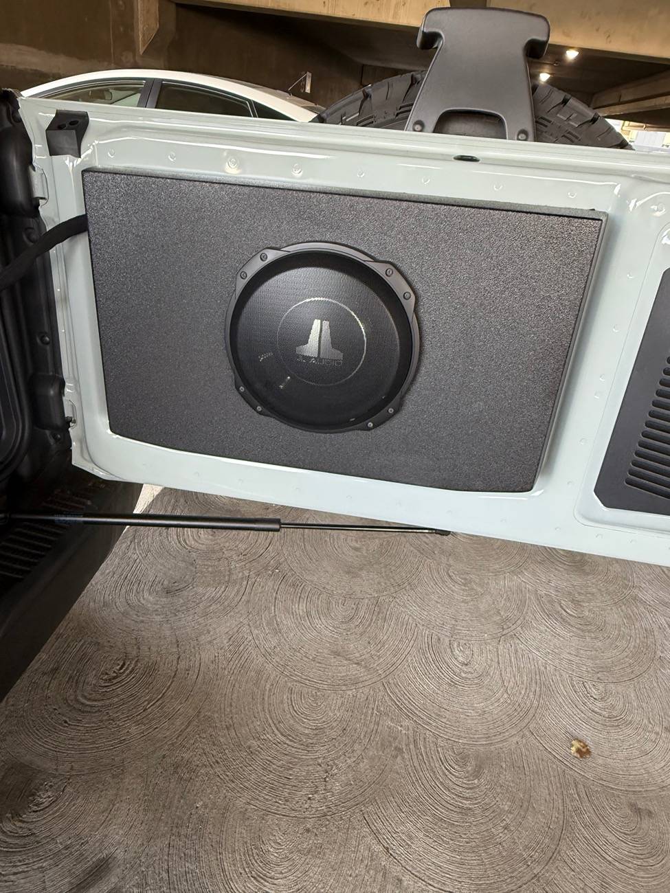 Ford Bronco EZ 4x4 Bronco Trunk review and discount code IMG_1298