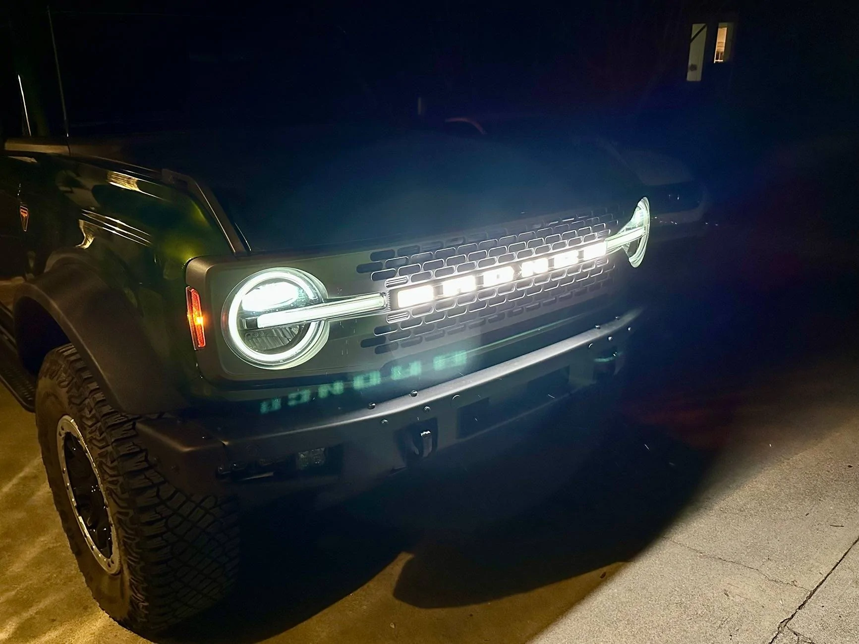 Ford Bronco Bronco grille light? IMG_4747