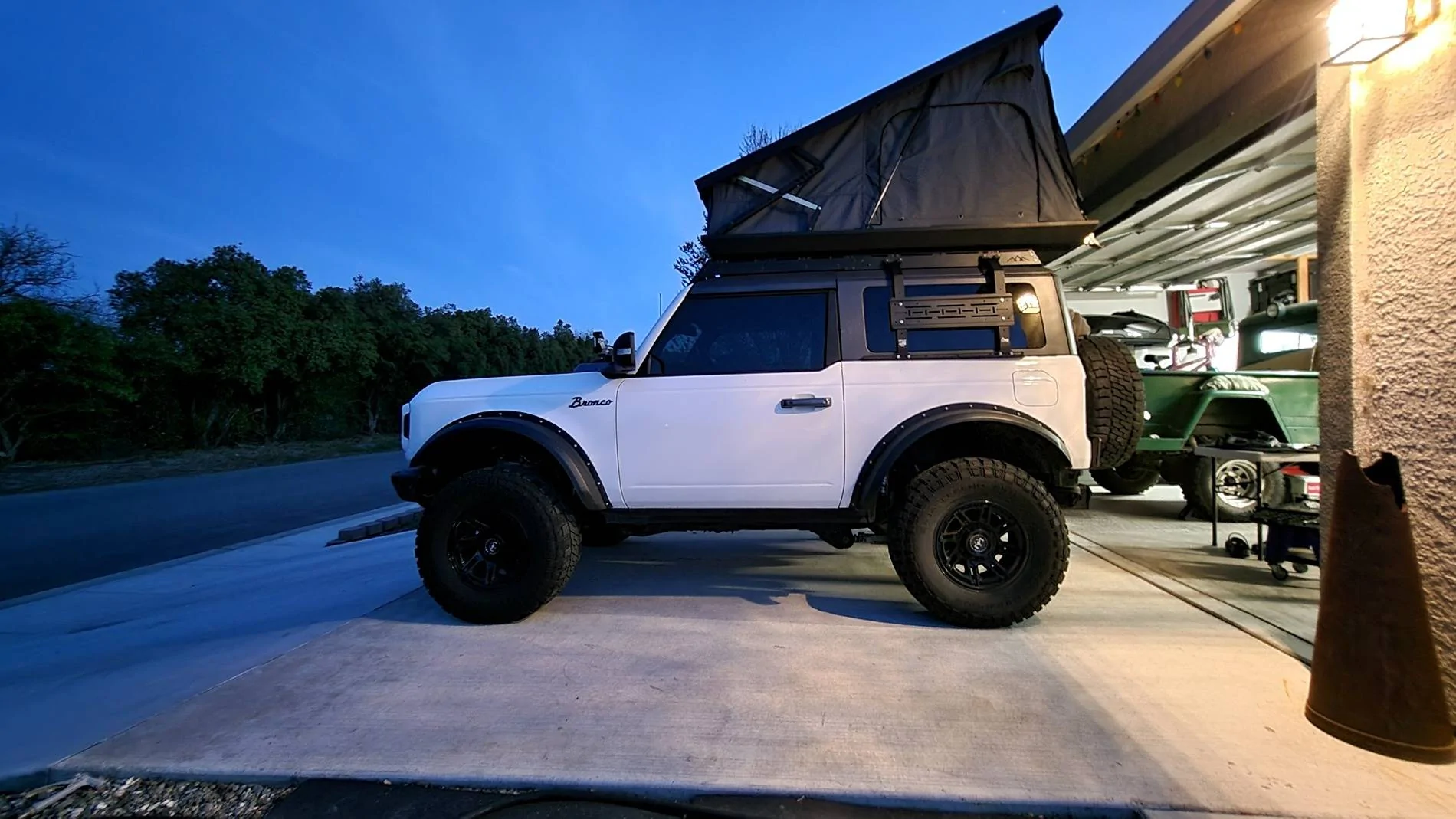 Ford Bronco What did you do TO / WITH your Bronco today? 👨🏻‍🔧🧰🚿🛠 1000010243