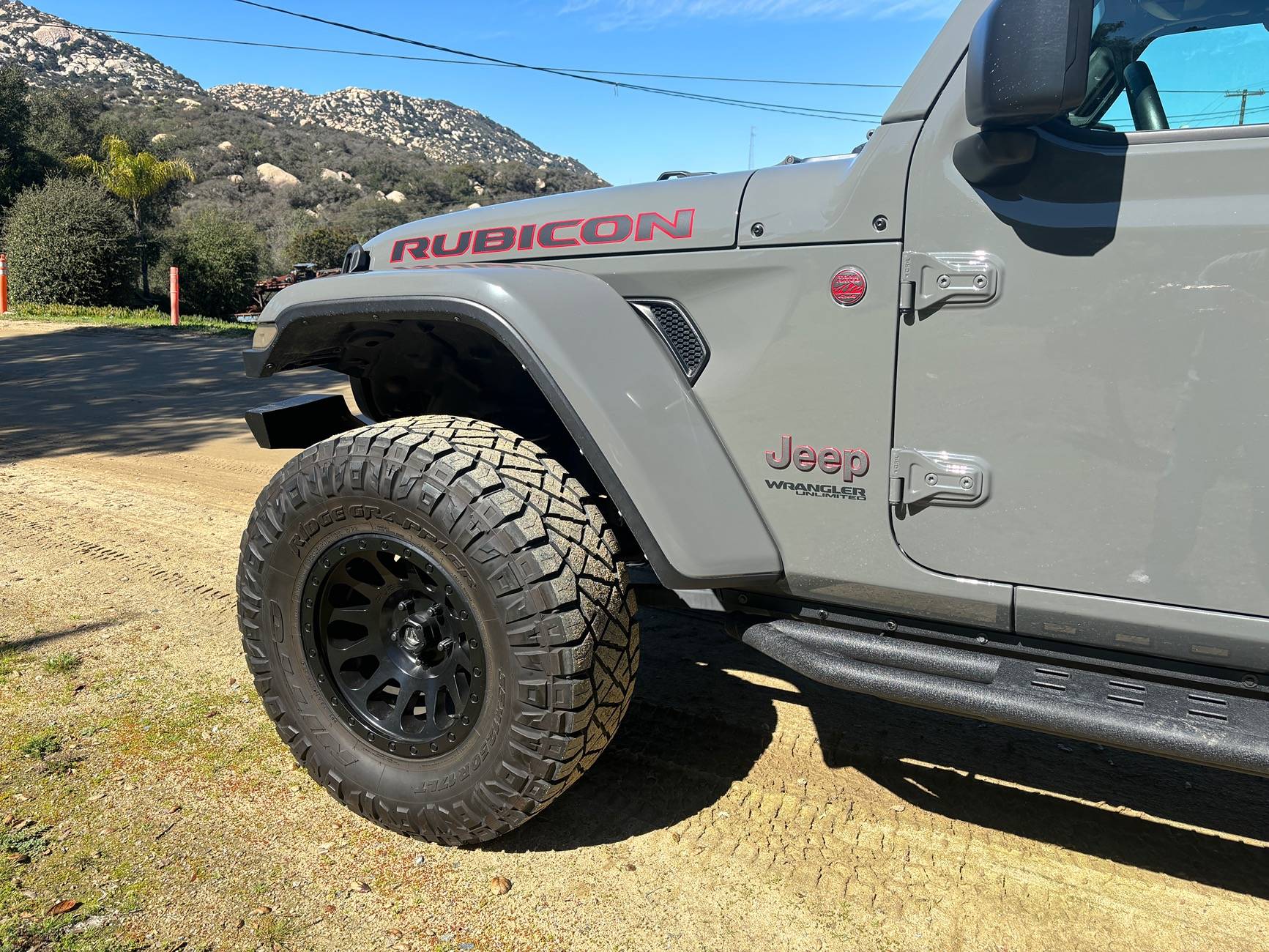 Ford Bronco Painted my beauty rings IMG_3996