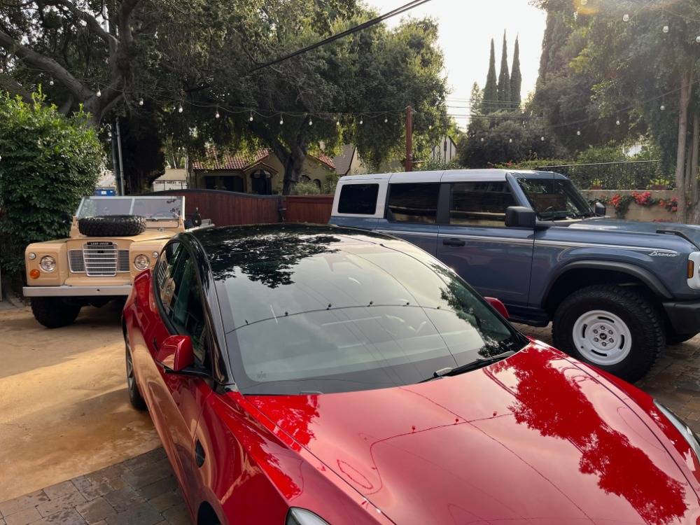 Ford Bronco Let's see the stablemates!!! Stable