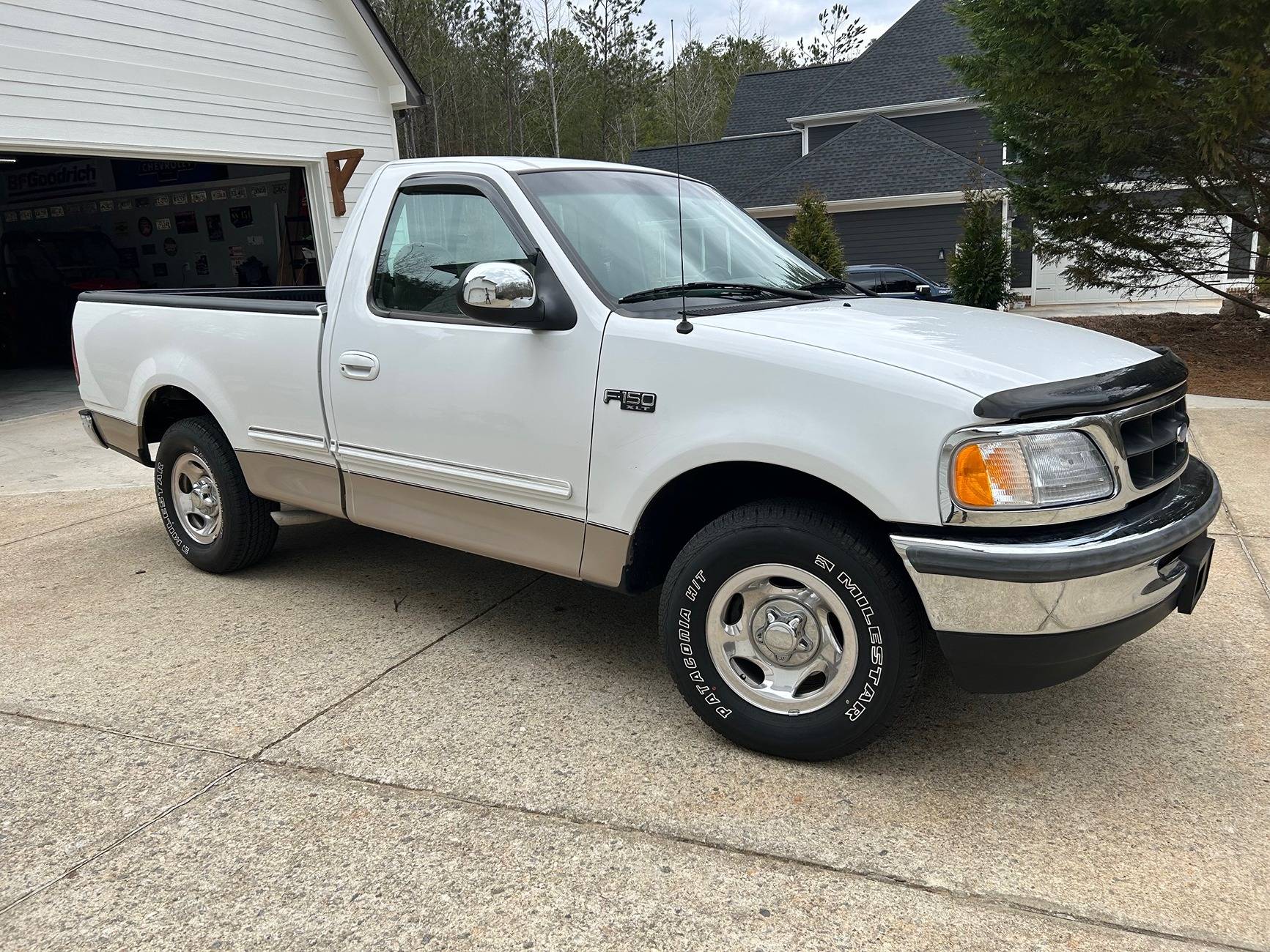 Ford Bronco Let's see the stablemates!!! F1504