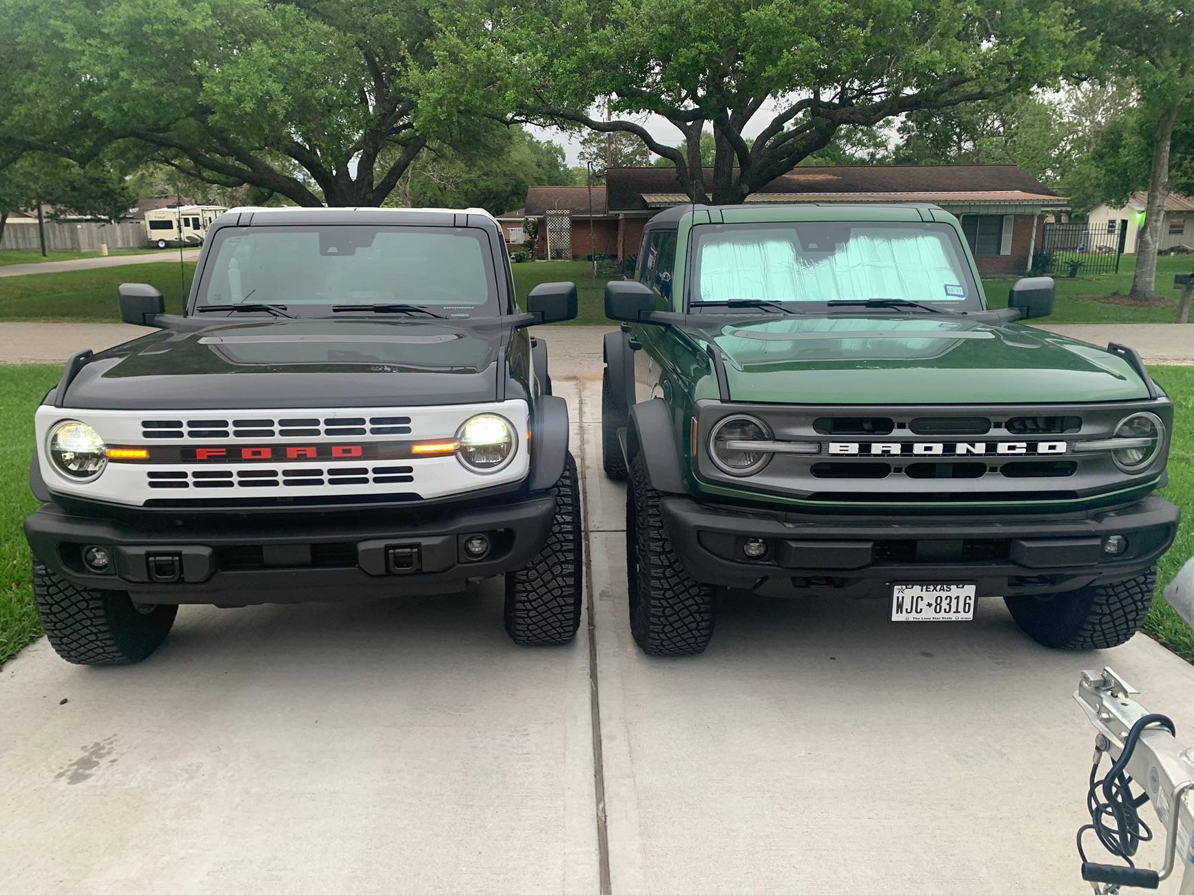 Ford Bronco Let's see the stablemates!!! IMG_4830