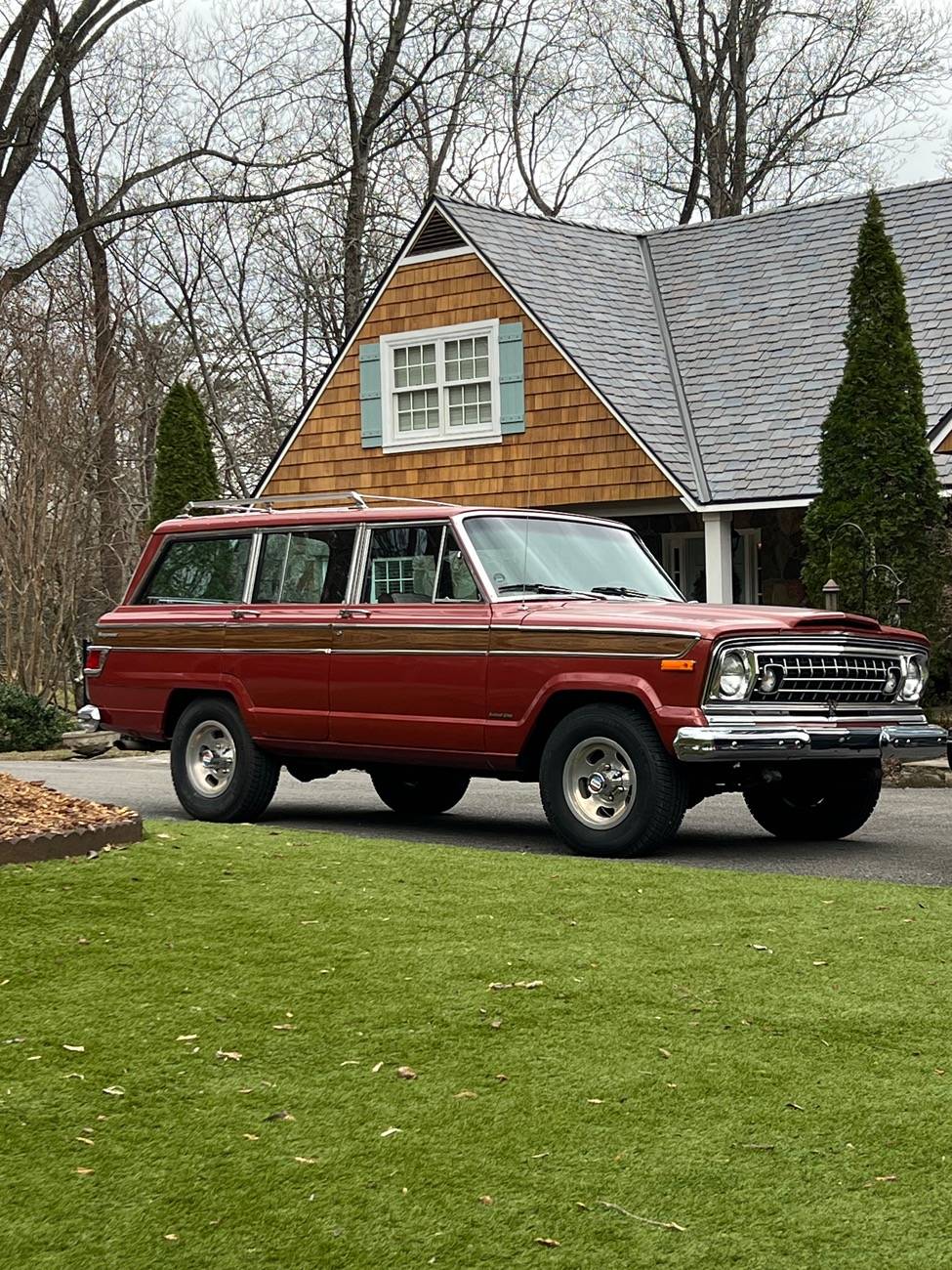 Ford Bronco Let's see the stablemates!!! IMG_1471
