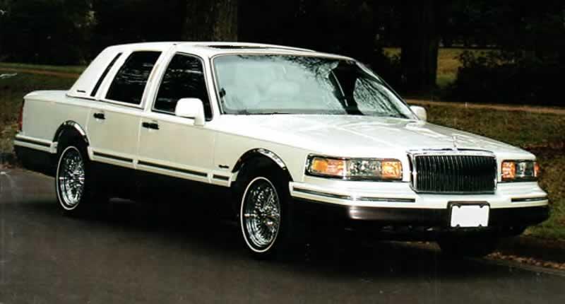 Ford Bronco Lincoln Bronco? 1744559166770-g7