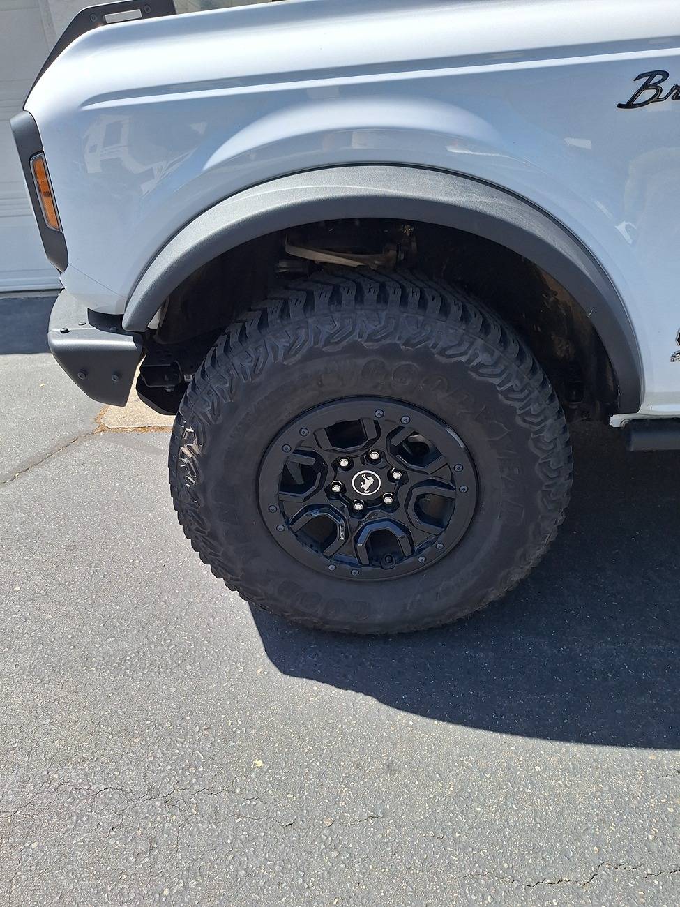 Ford Bronco Painted my beauty rings 20250413_135351