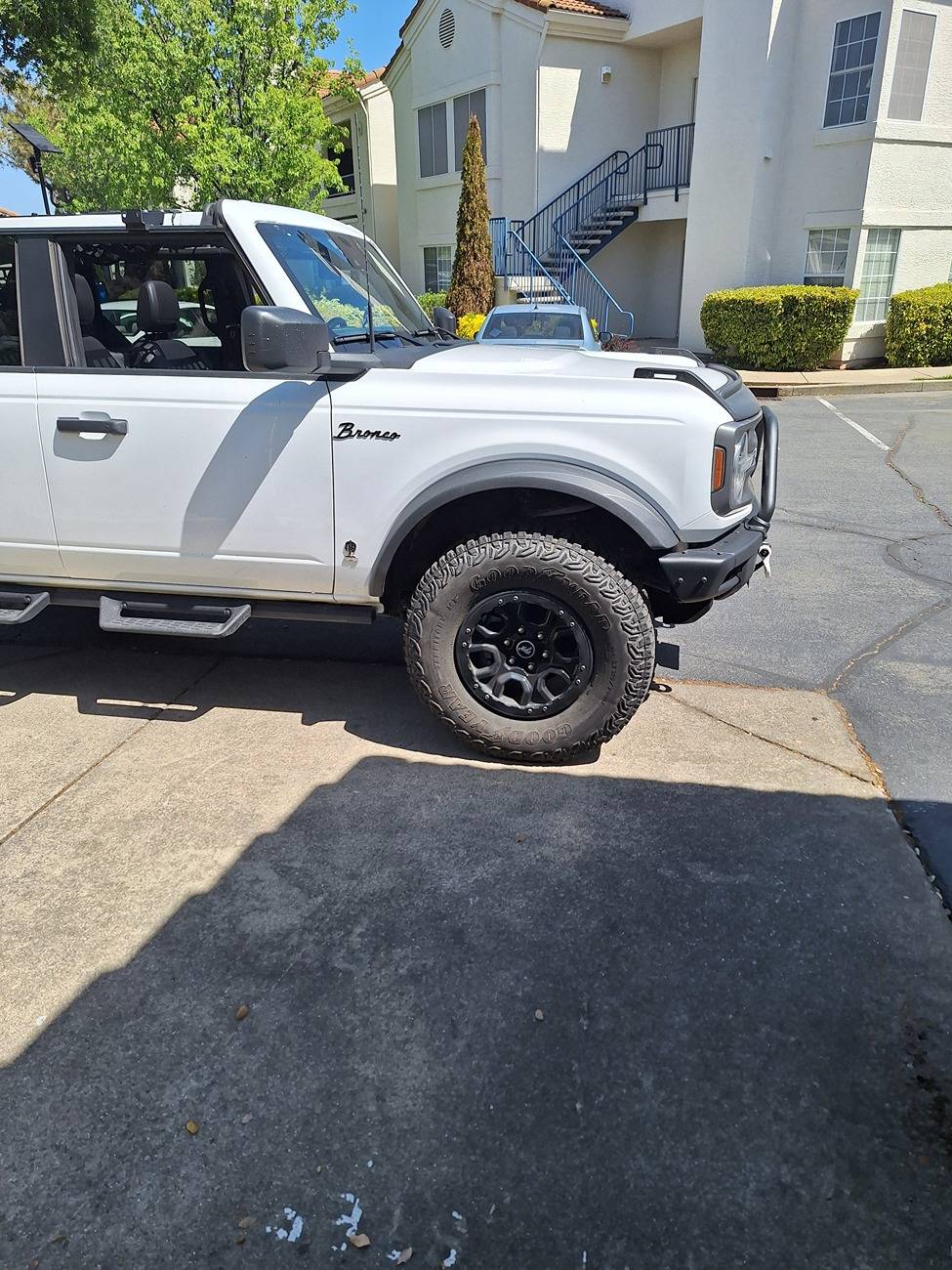 Ford Bronco Painted my beauty rings 20250413_135330