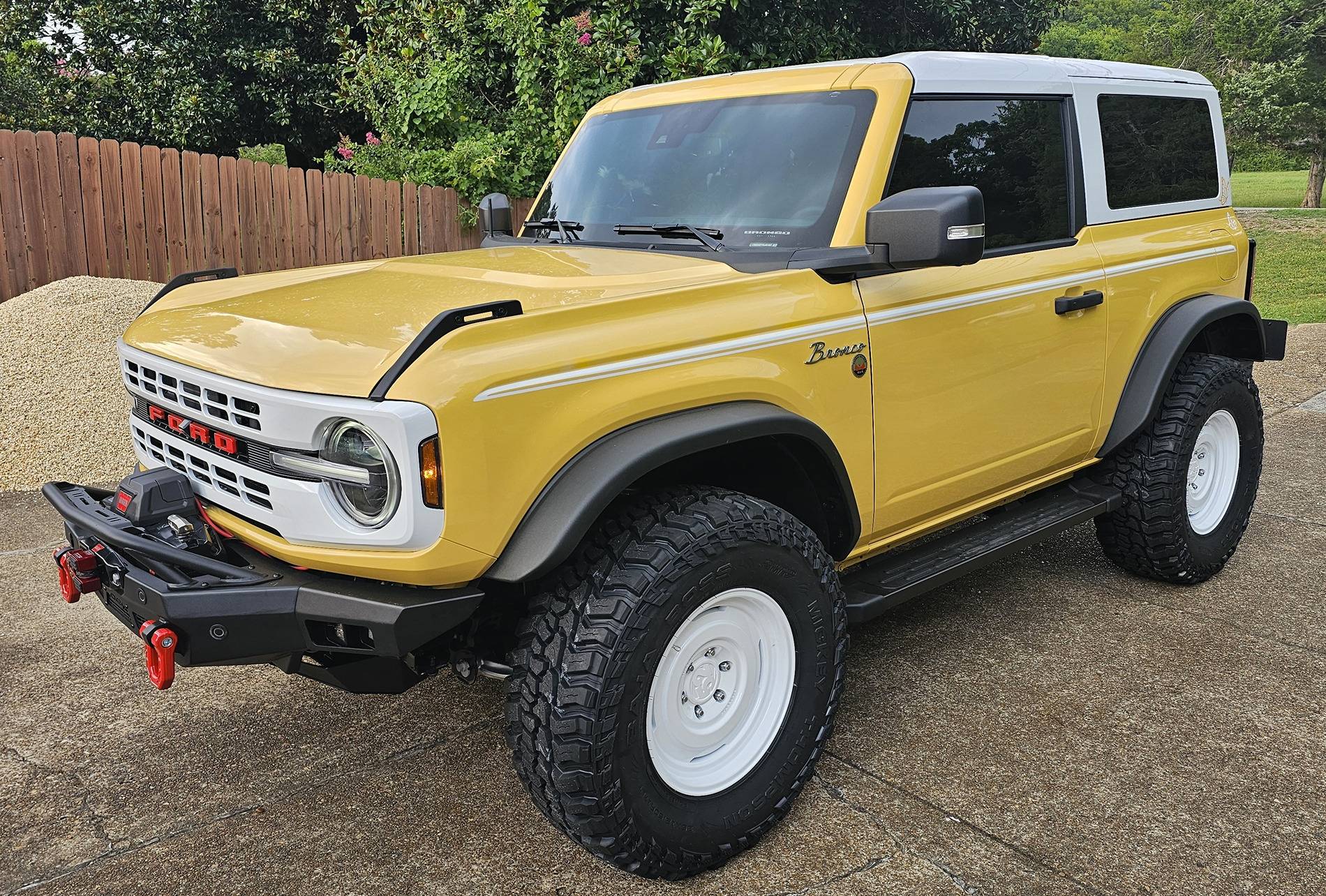 Ford Bronco Let's see the stablemates!!! new