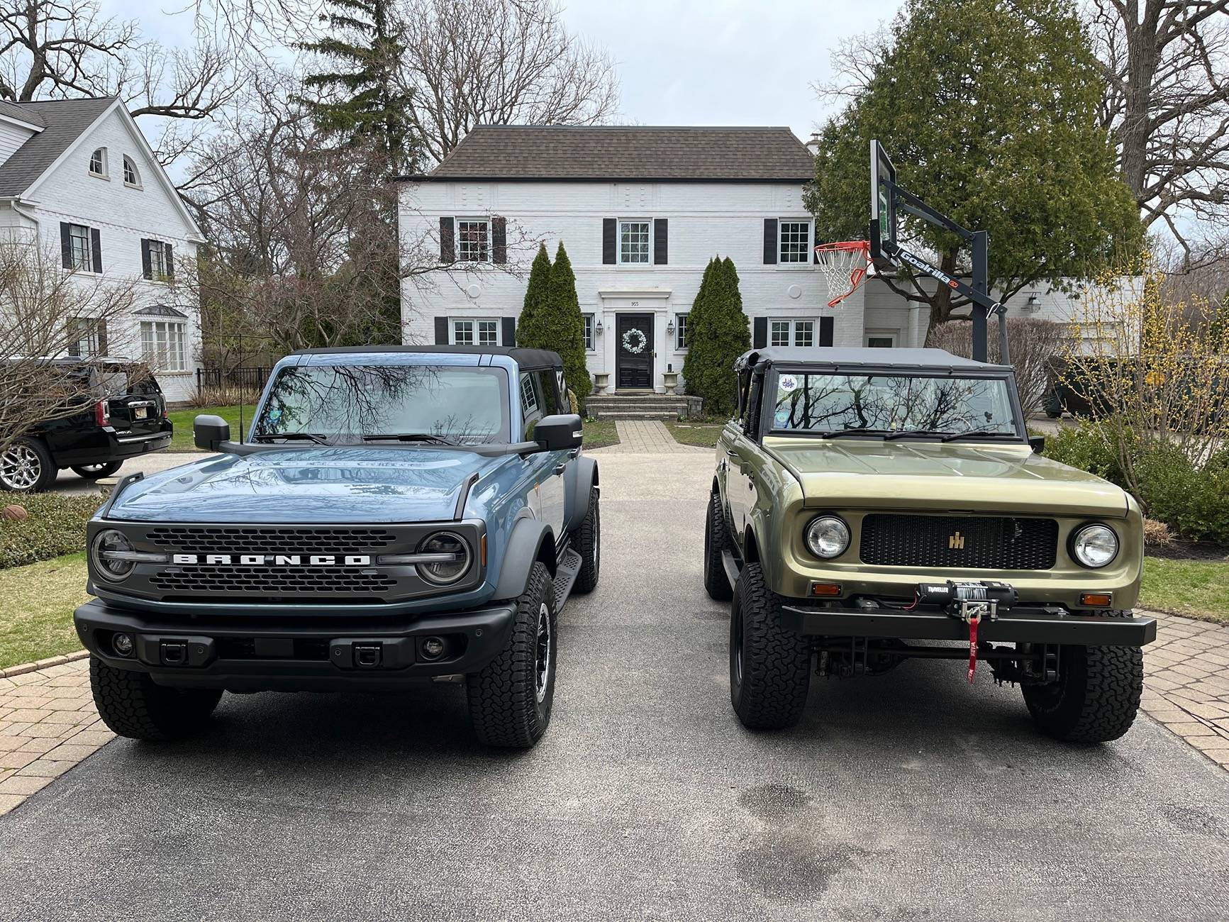 Ford Bronco Let's see the stablemates!!! IMG_3236