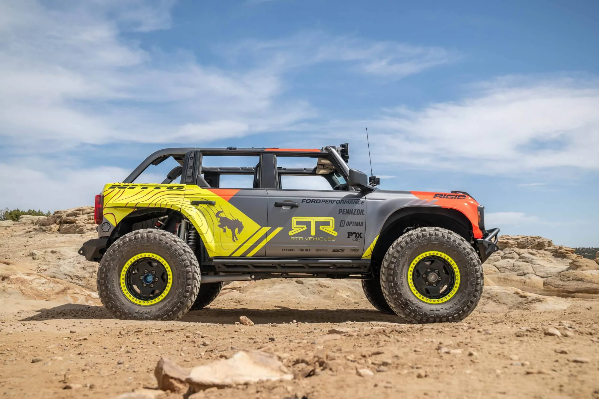Ford Bronco RTR V8 (Supercharged Godzilla?) Bronco Teased Ahead of Moab Easter Road Safari Debut (by Vaughn Gittin & Loren Healy Tease) DSC00942