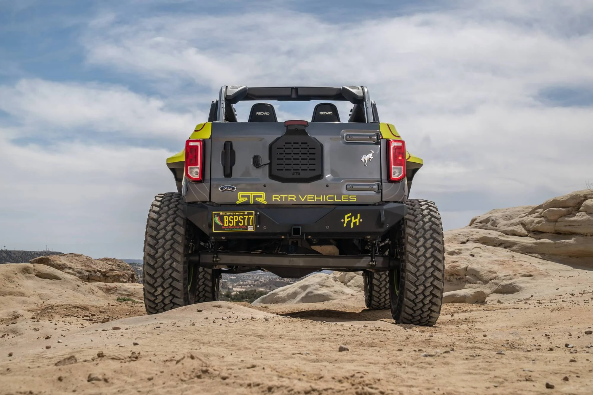 Ford Bronco RTR V8 (Supercharged Godzilla?) Bronco Teased Ahead of Moab Easter Road Safari Debut (by Vaughn Gittin & Loren Healy Tease) DSC00918
