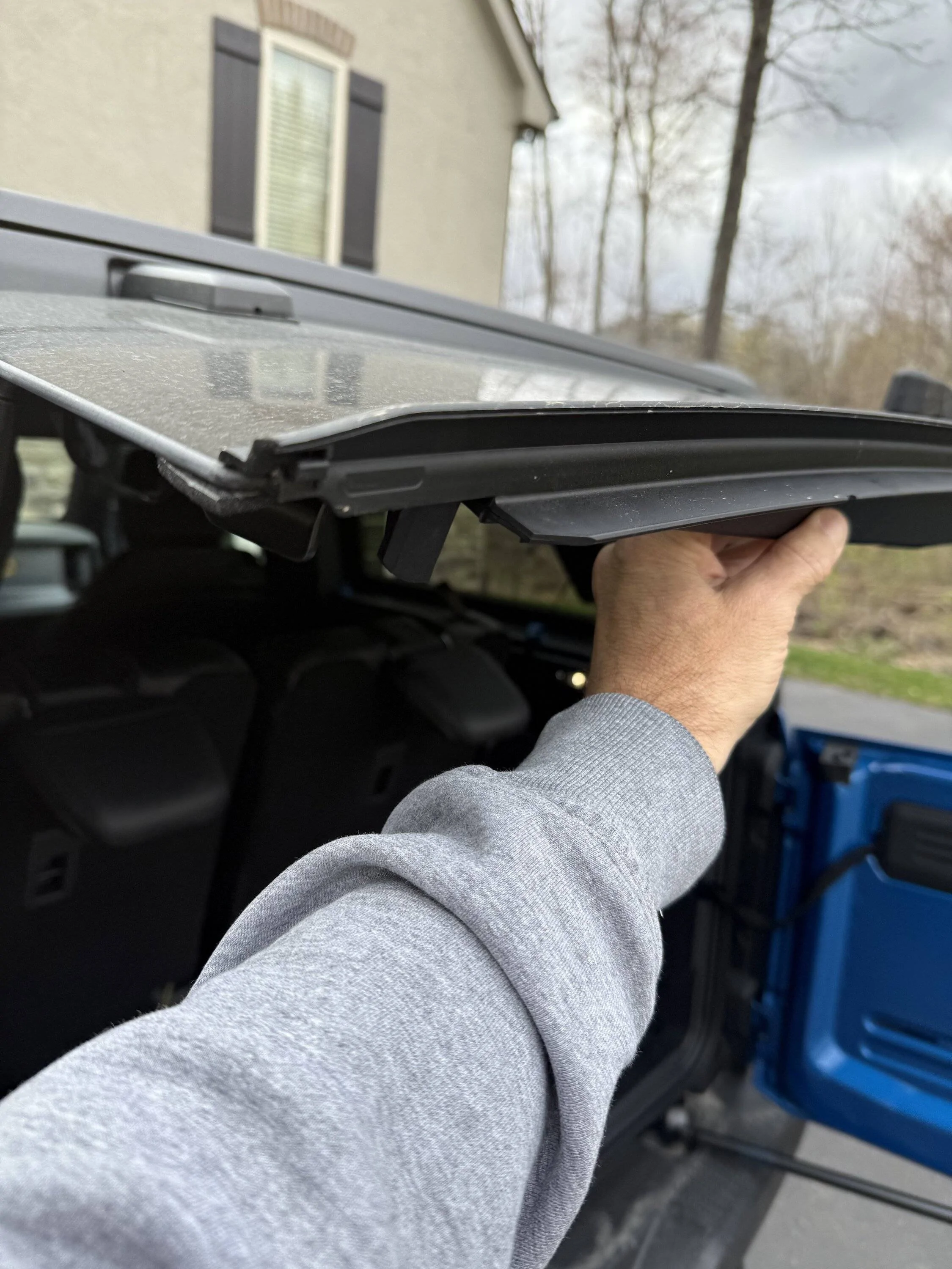 Ford Bronco Back Window Tailgate Insulation IMG_2100