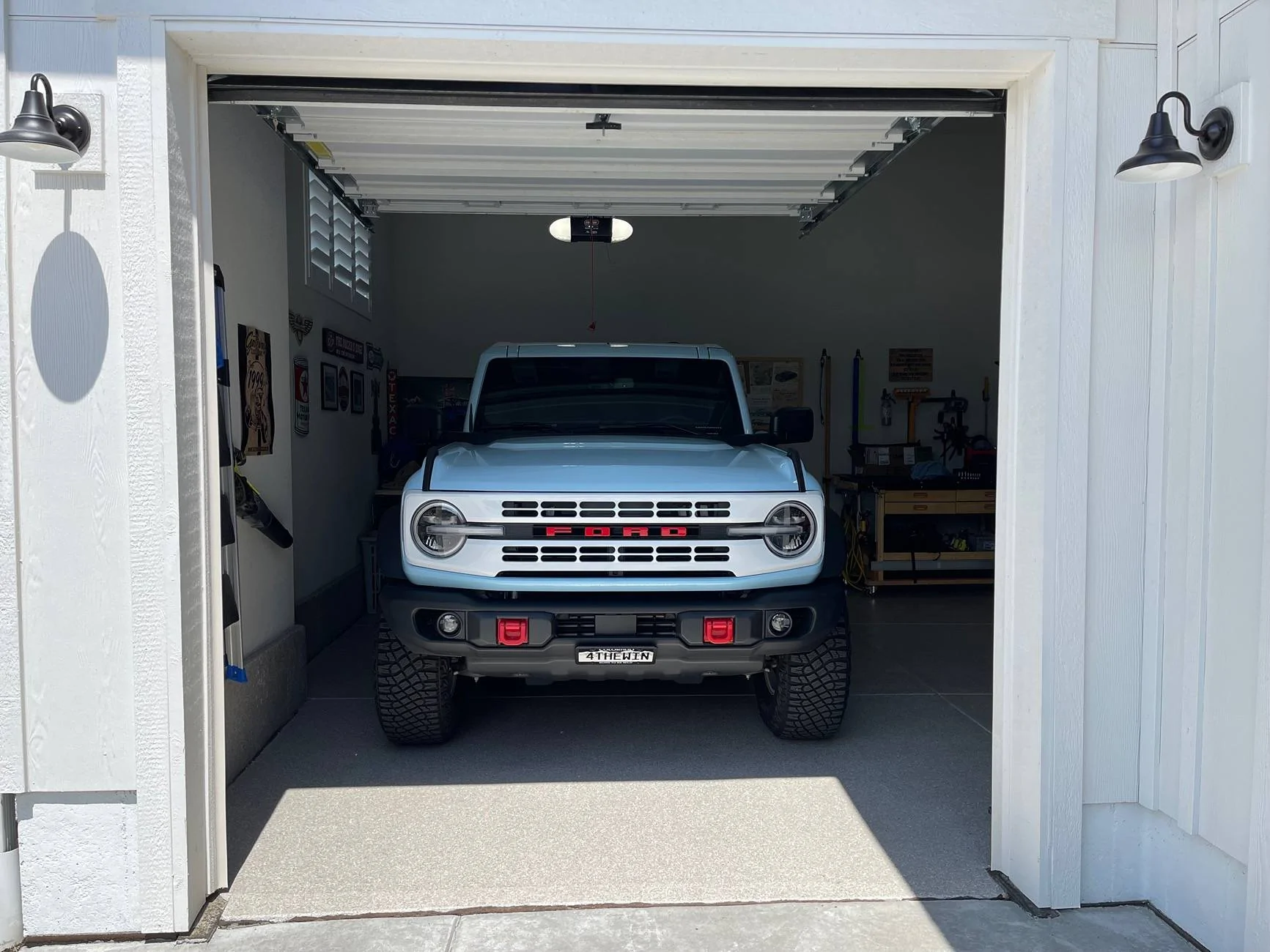 Ford Bronco License Plate Bracket for Heritage IMG_3929