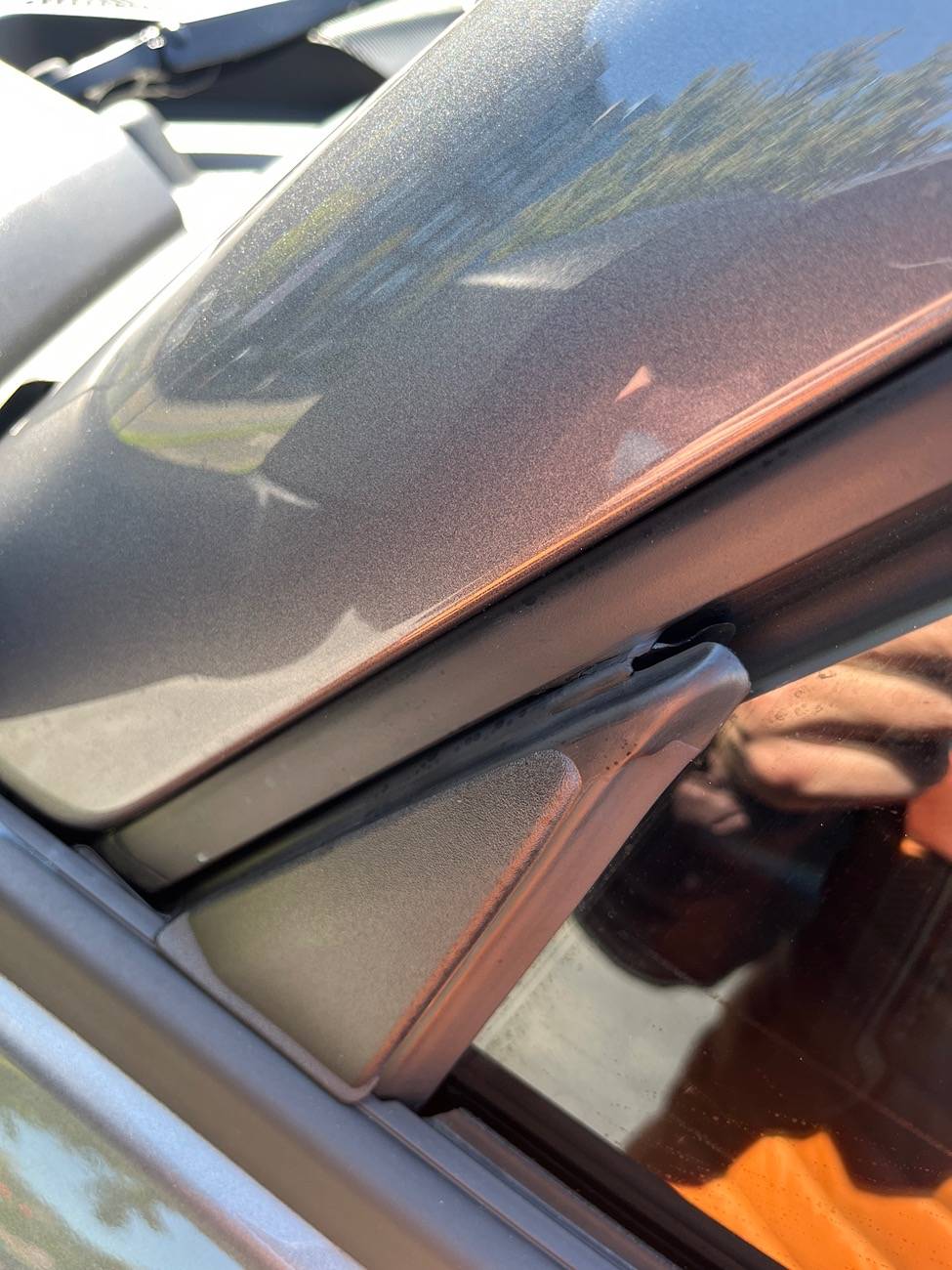 Ford Bronco Door corner window guide rubbing when opening/closing door IMG_0830.JPG