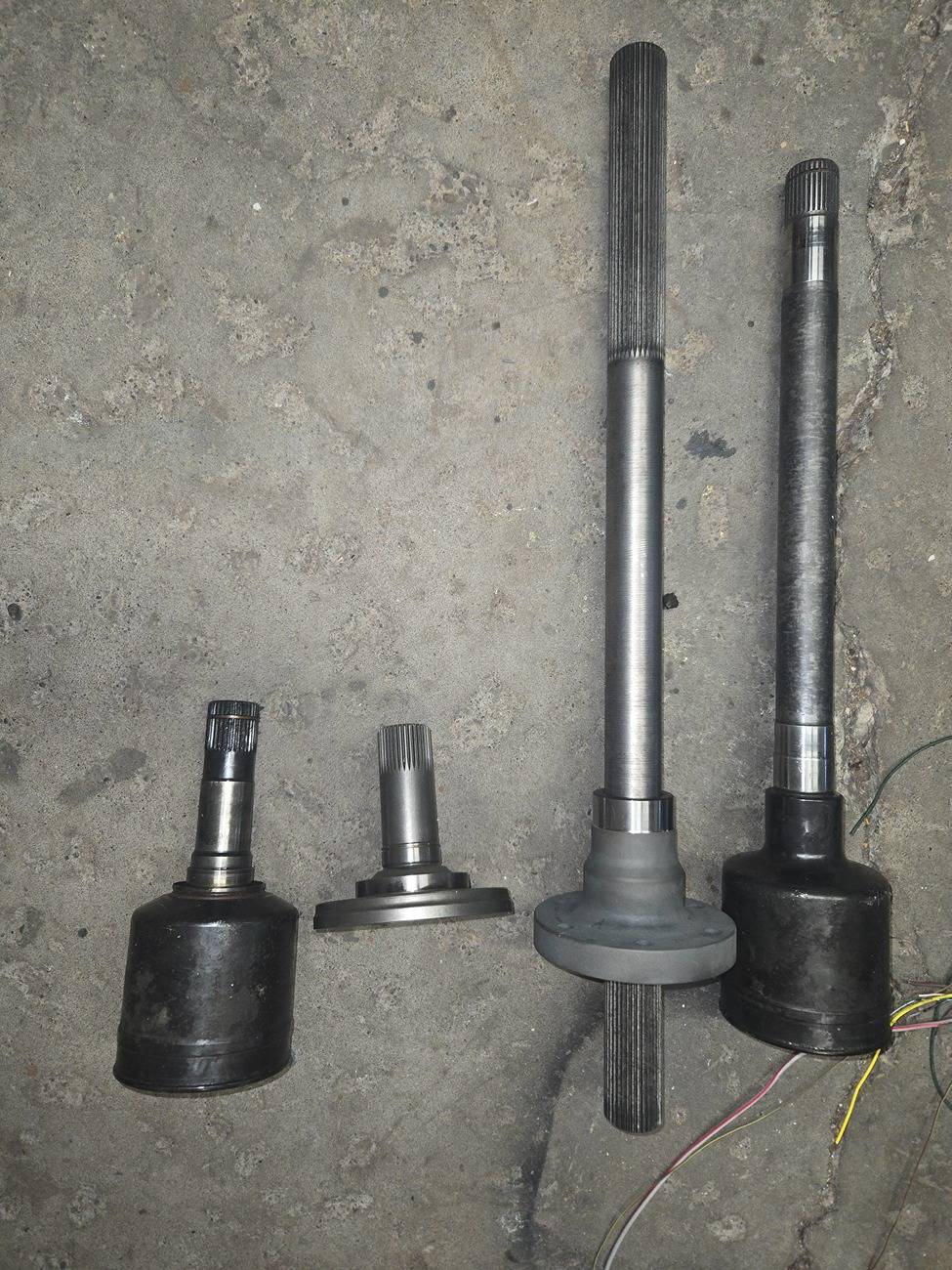 Ford Bronco Dana 60 FDU ....FITS with Extensive Modifications!!! 20250419_085153
