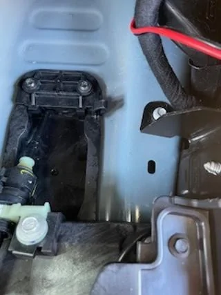 Ford Bronco New mounting bracket available for another unused space 575.4