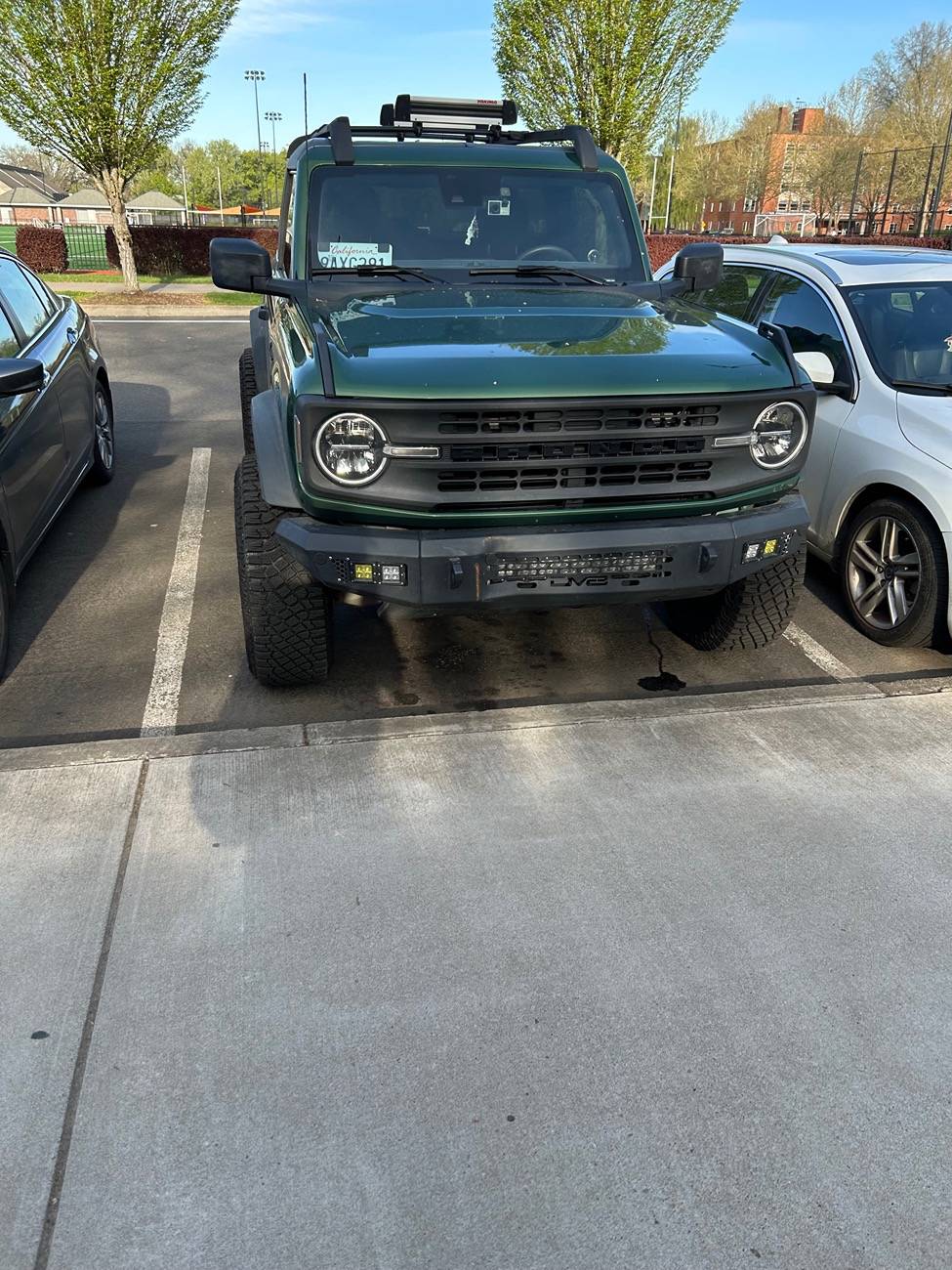 Ford Bronco Rough Country vs DV8 (bumpers) IMG_2710