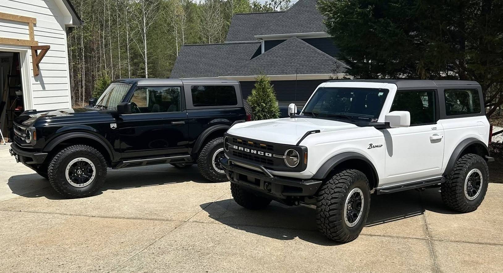 Ford Bronco Bronco Team 2 door. 489563421_9887235067954358_3793831394222619466_n