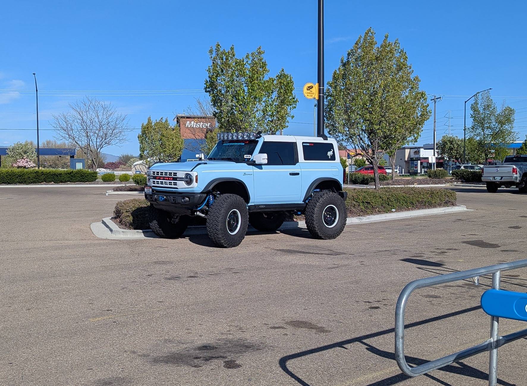 Ford Bronco Bronco Team 2 door. april 20 2025 cropped