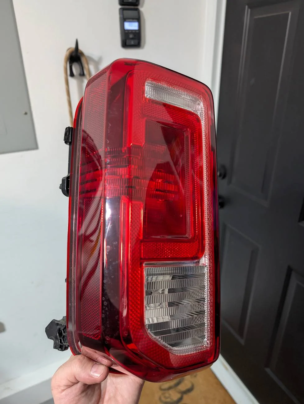 Ford Bronco OEM Halogen Tail Lights PXL_20250406_150044783.RAW-01.COVER