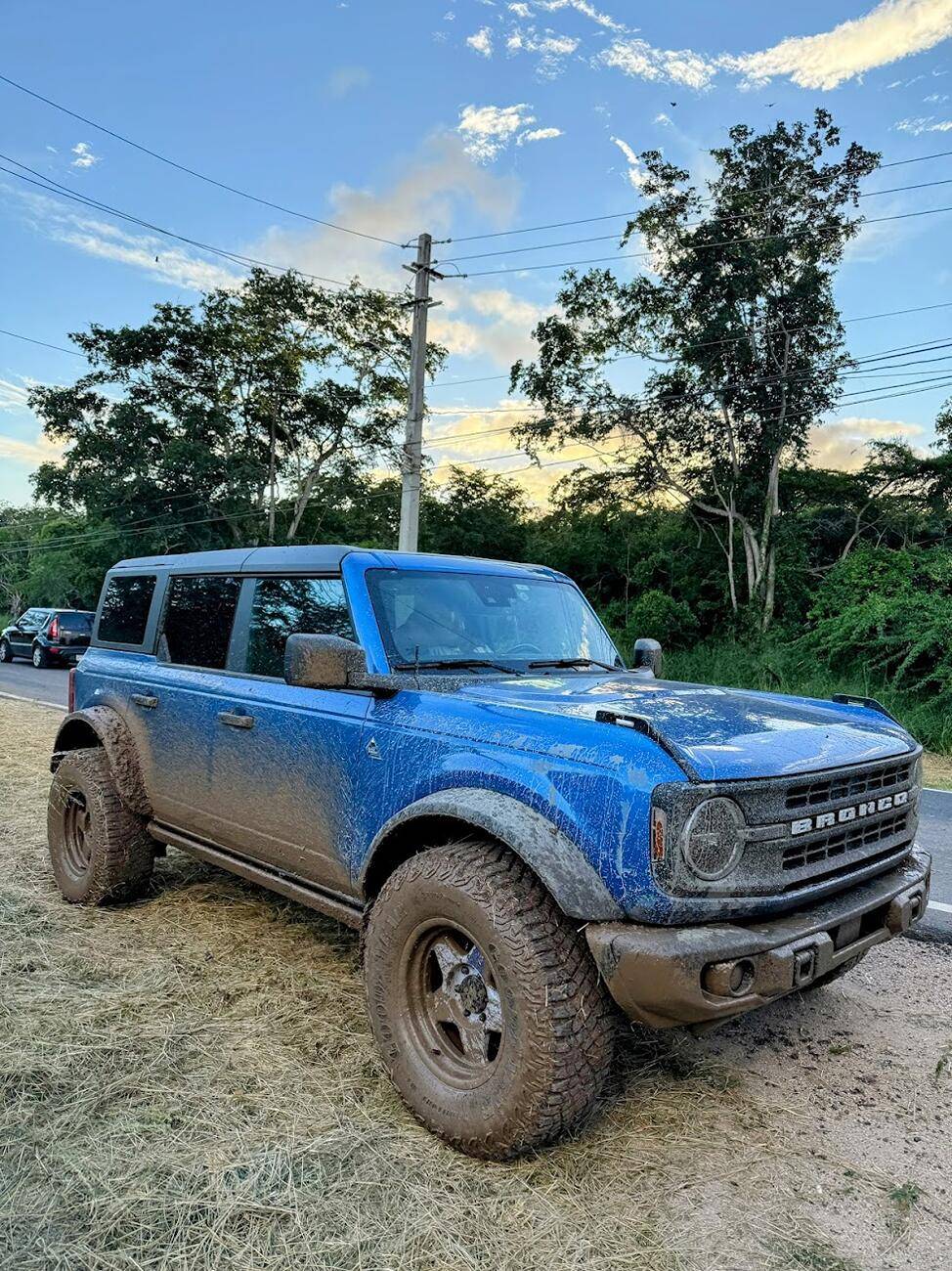 Ford Bronco Admit it, your rig is a "mall crawler"... 1745510432321-kd