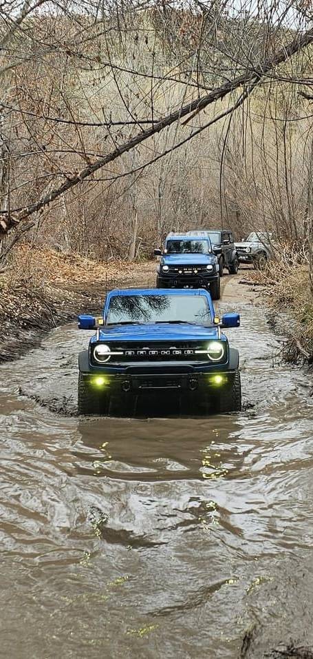 Ford Bronco Admit it, your rig is a "mall crawler"... IMG_4600