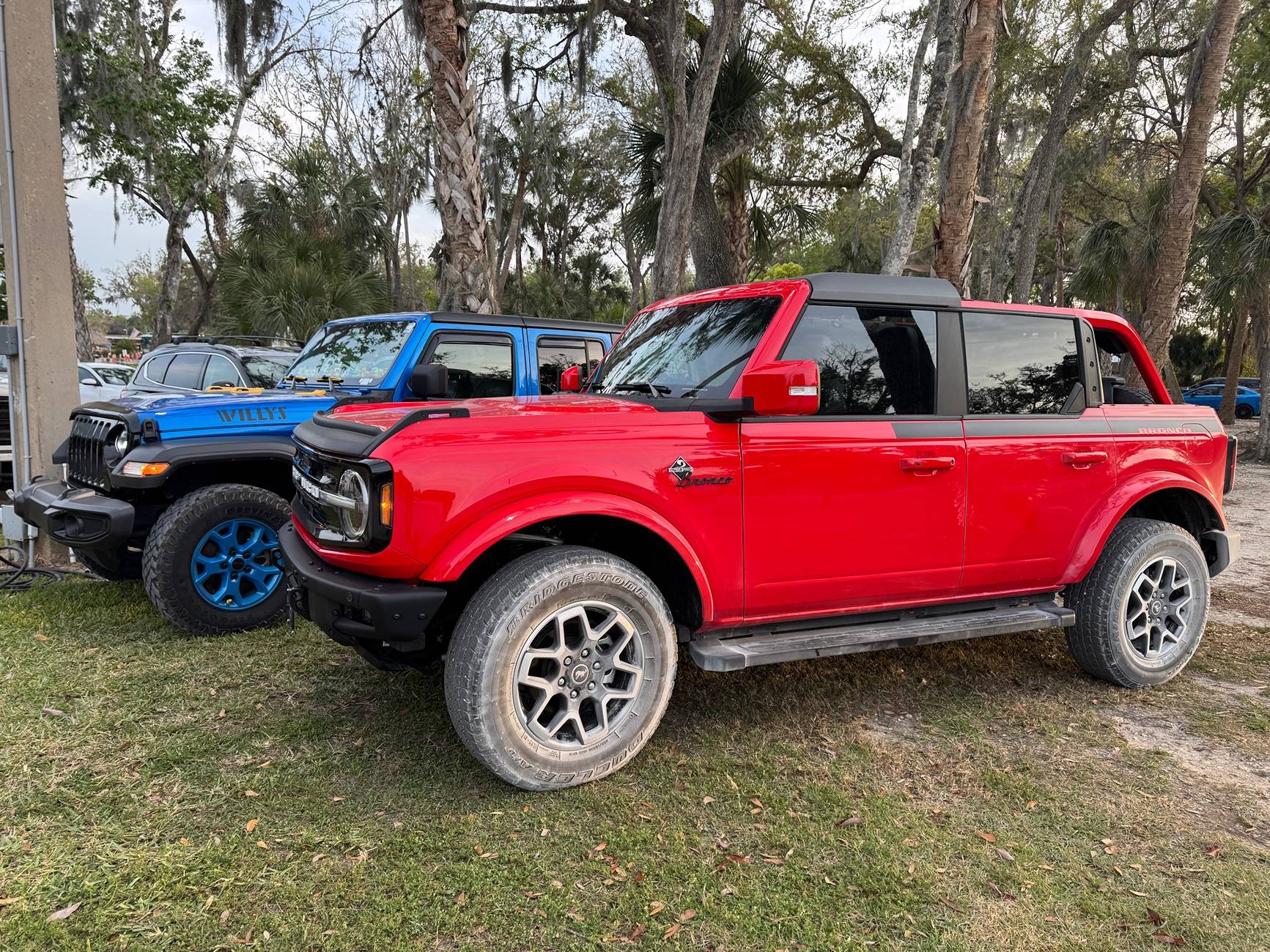 Ford Bronco Admit it, your rig is a "mall crawler"... IMG_5246