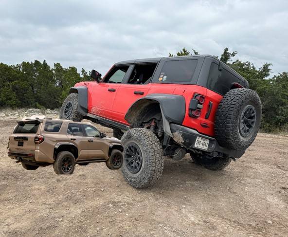 Ford Bronco Admit it, your rig is a "mall crawler"... Screenshot 2024-04-11 152909