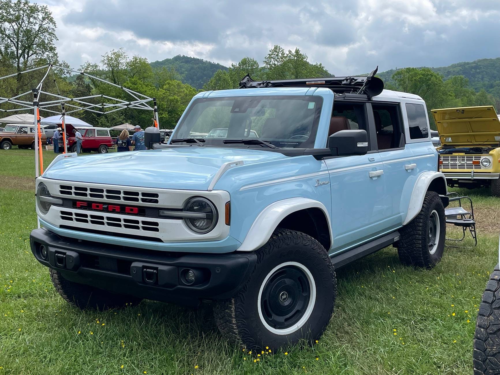 Ford Bronco HERITAGE EDITION Bronco Club IMG_9245