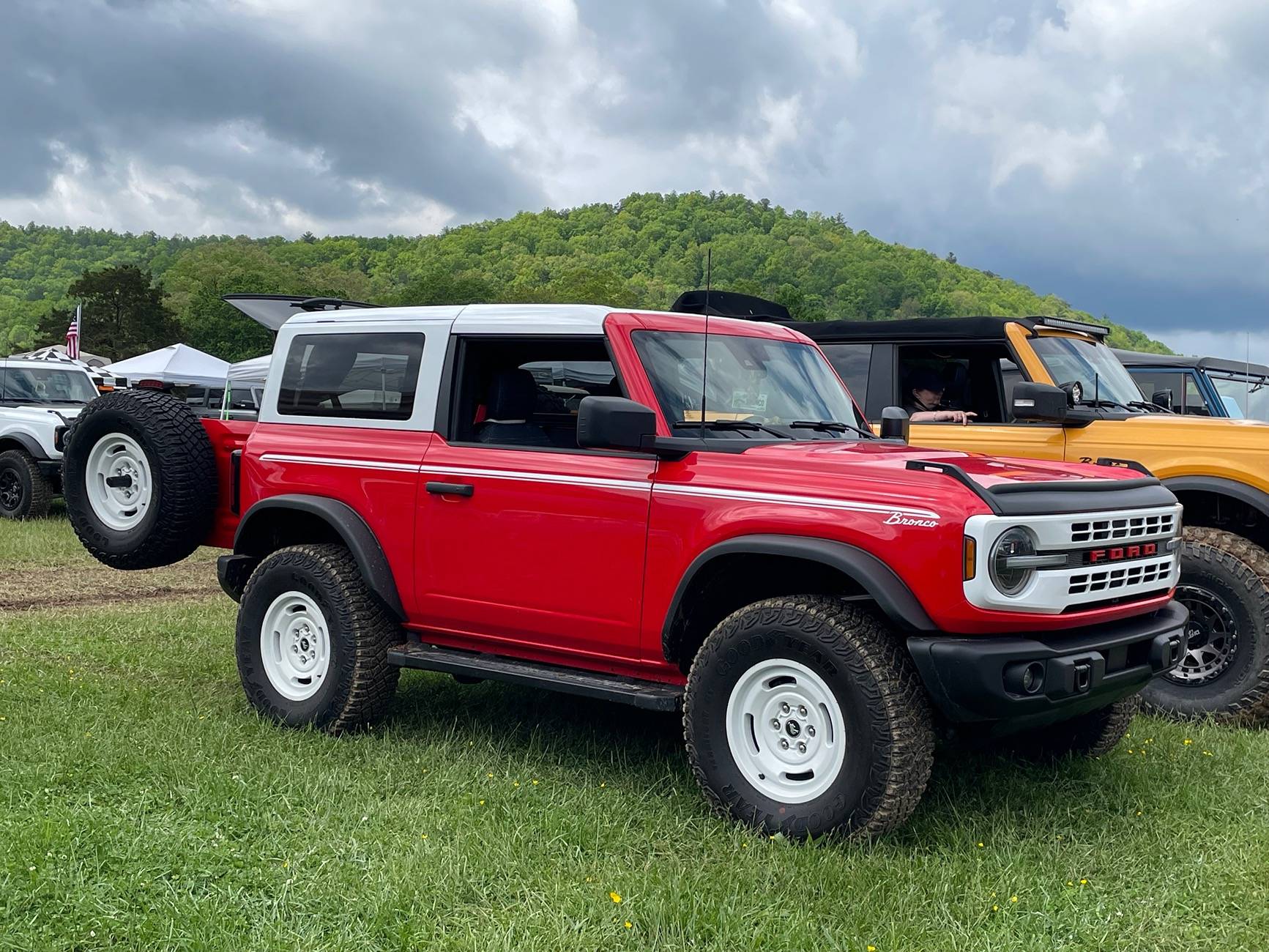 Ford Bronco HERITAGE EDITION Bronco Club IMG_9246