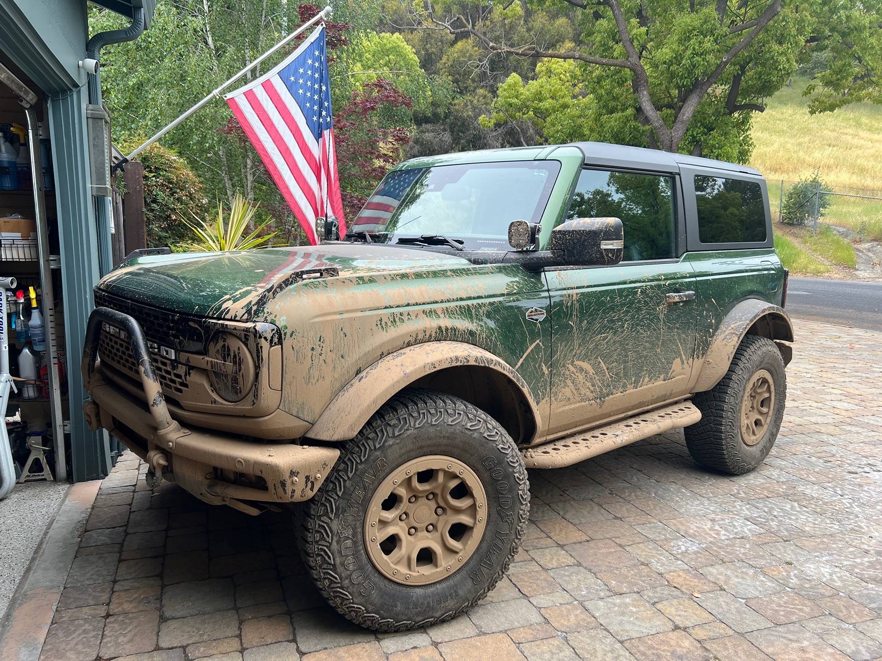 Ford Bronco Admit it, your rig is a "mall crawler"... IMG_6292