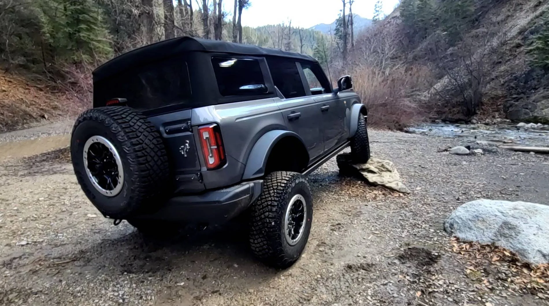 Ford Bronco Admit it, your rig is a "mall crawler"... Screenshot 2025-04-29 113404_clipped
