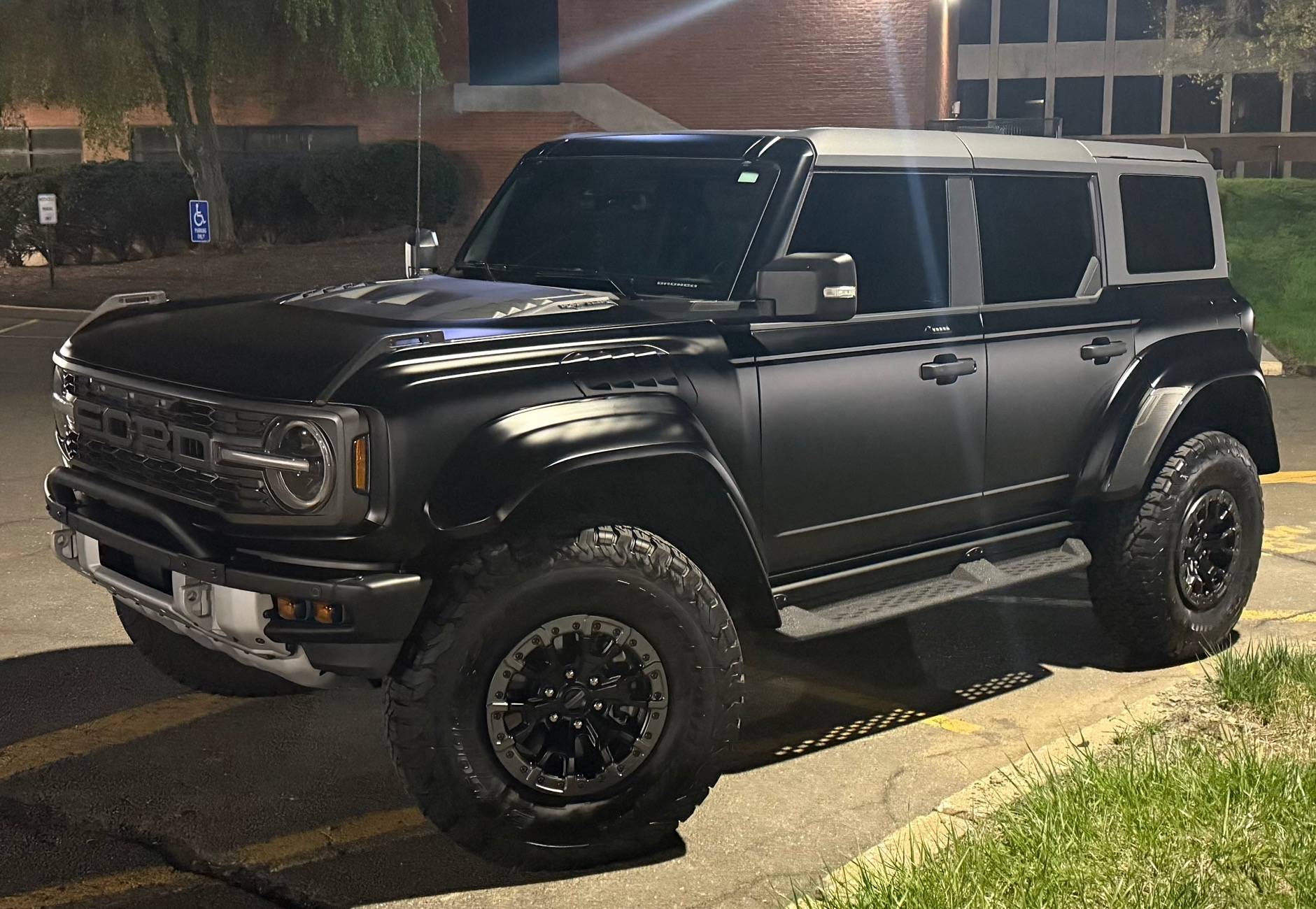 Ford Bronco BBR - BIG BLACK RAPTOR IMG_1471