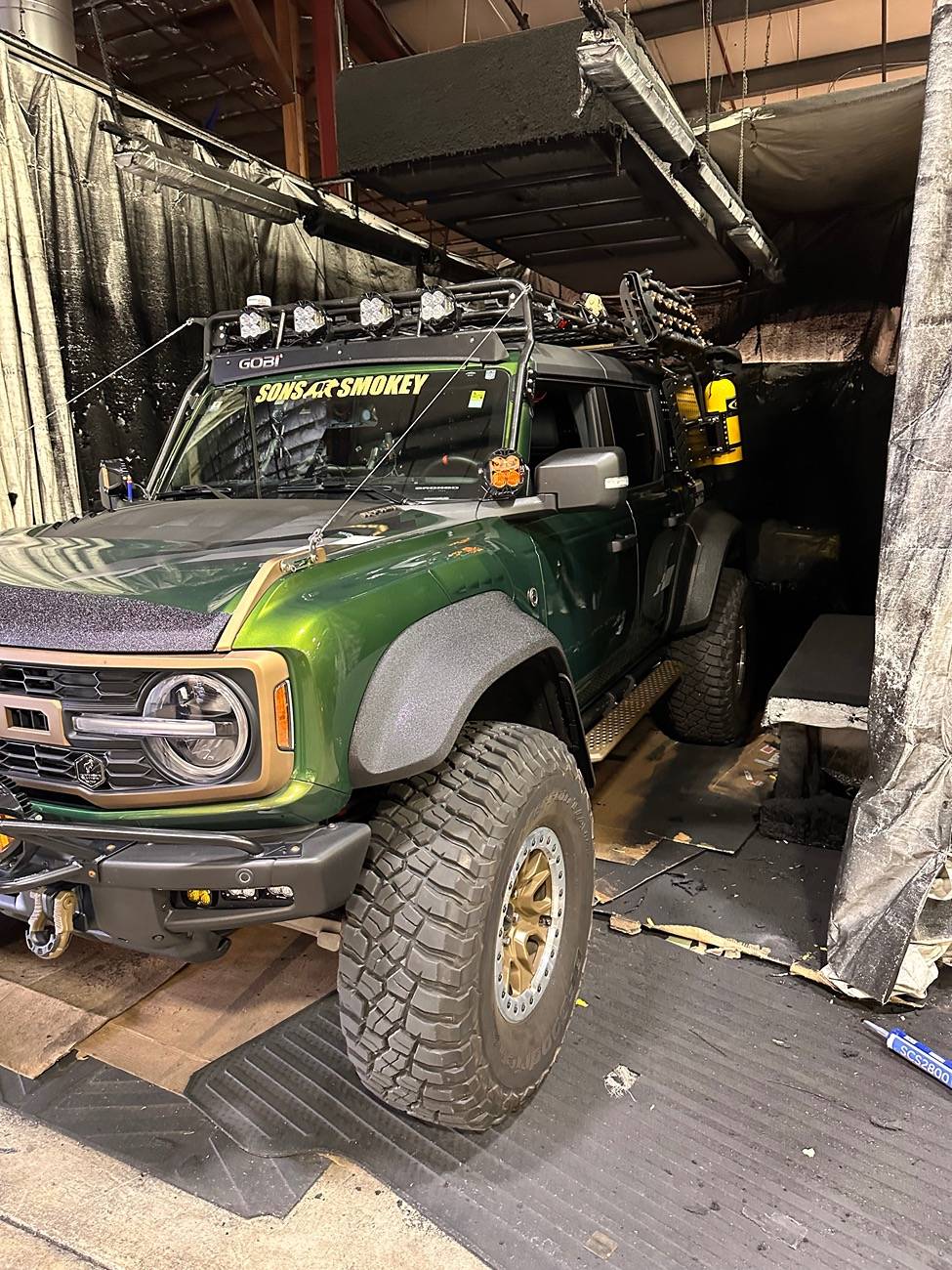 Ford Bronco Admit it, your rig is a "mall crawler"... IMG_7220