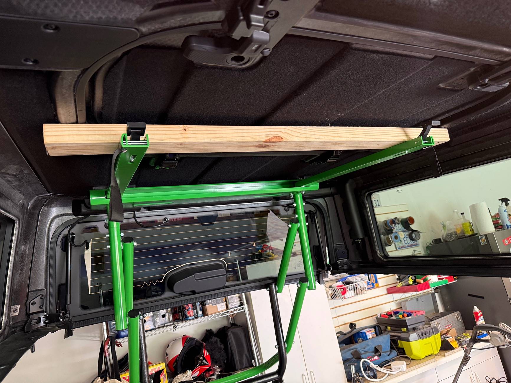 Ford Bronco Modular top with Toplift pro 2 door IMG_1962