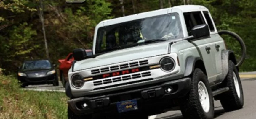 Ford Bronco HERITAGE EDITION Bronco Club IMG_9215