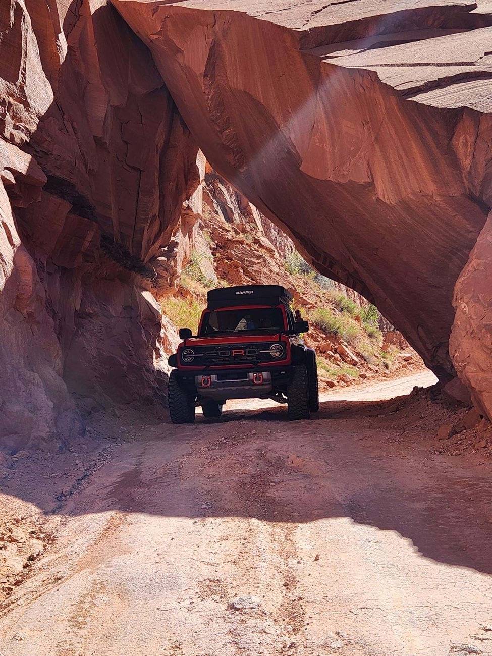 Ford Bronco VERY close on a raptor and have a few questions for those that own one image000000