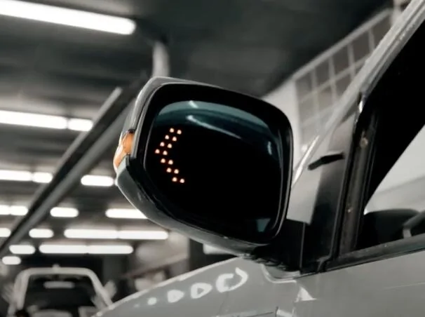 Ford Bronco SUMA Mirrors with TURN SIGNAL - interested? Screenshot 2025-05-03 at 4.15.00 PM