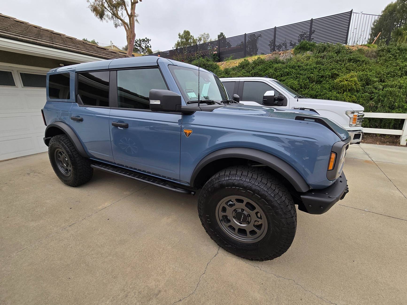 Ford Bronco New wheels: Analog HD or Method 705? 20250503_172441