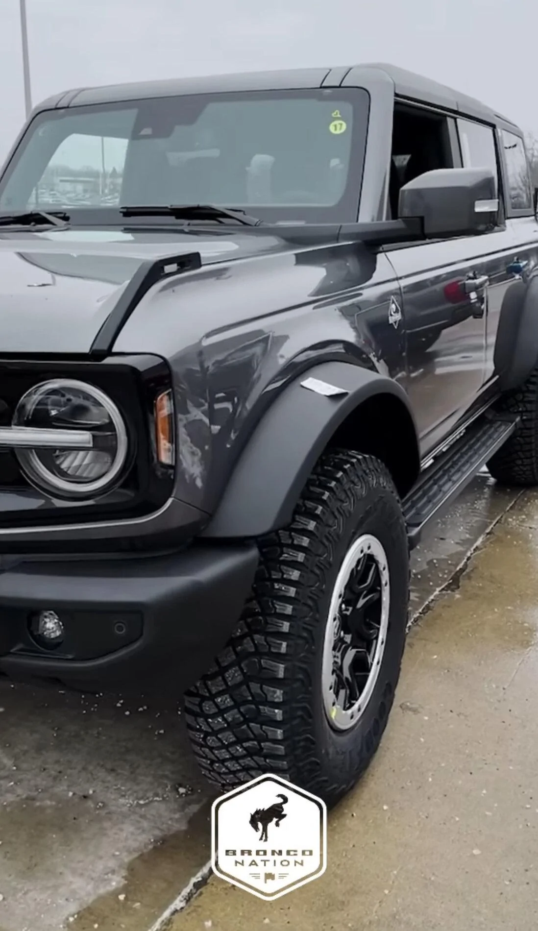 Ford Bronco Body colors that don't suck with MIC 6CF2733C-C8DA-4D90-BB0D-72675E25A717