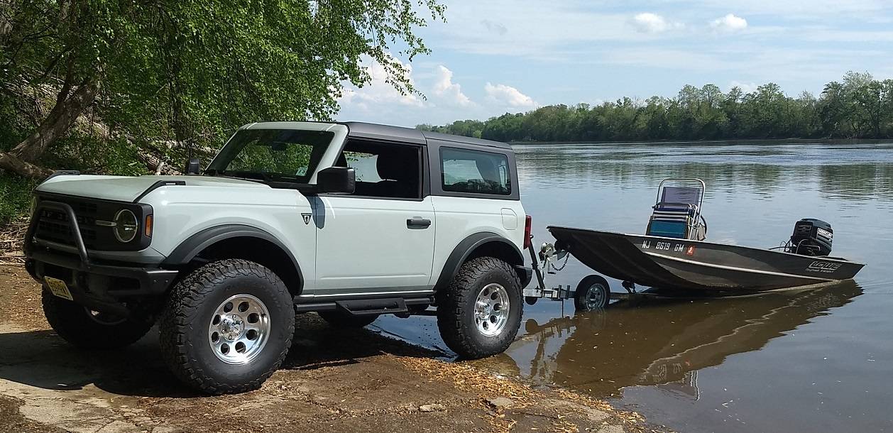 Ford Bronco Two Door Tuesday Lets See Them Two Doors mybronco_37boat1