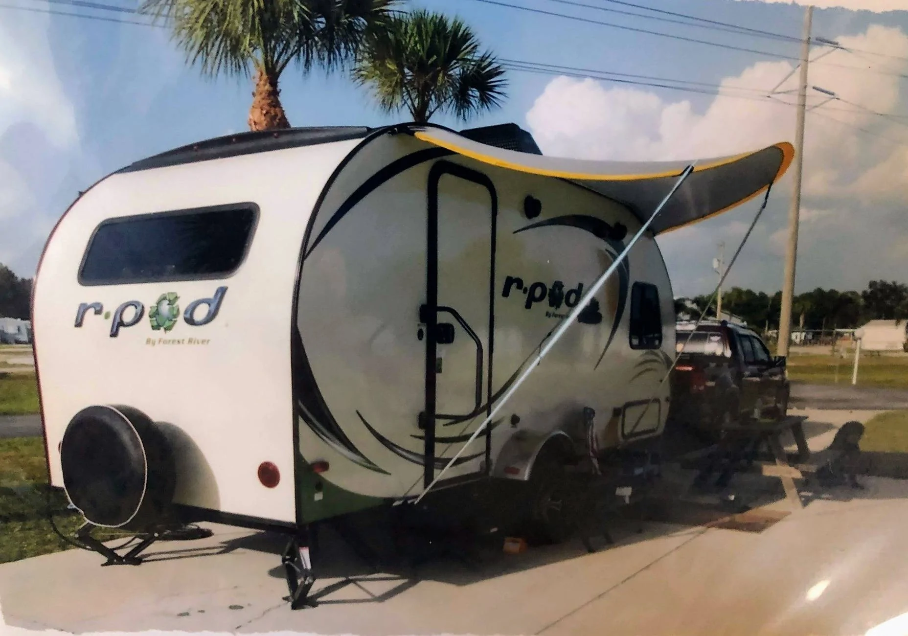 Ford Bronco Camping trailers IMG_2883