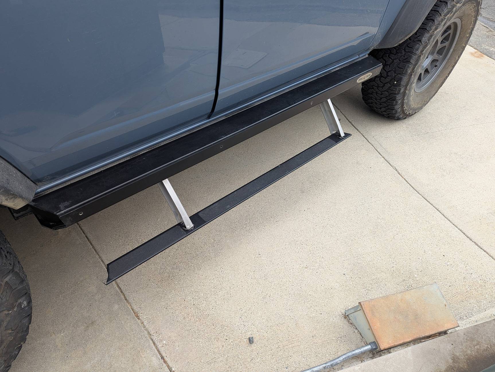 Ford Bronco Rock Slide Engineering (RSE) Step Sliders  - 4 door PXL_20250506_235559131.MP
