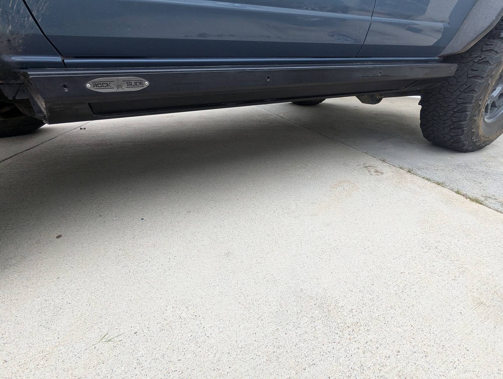 Ford Bronco Rock Slide Engineering (RSE) Step Sliders  - 4 door PXL_20250506_234852581.MP