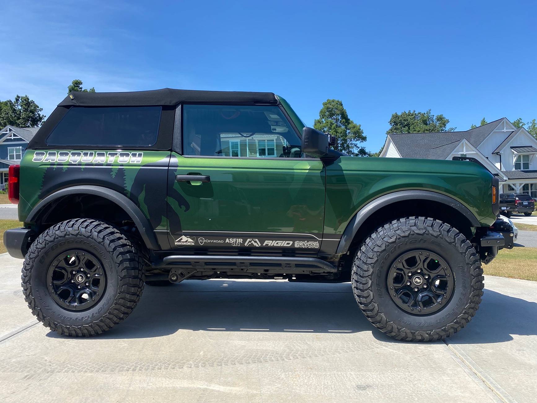 Ford Bronco 37 wheel question IMG_2732