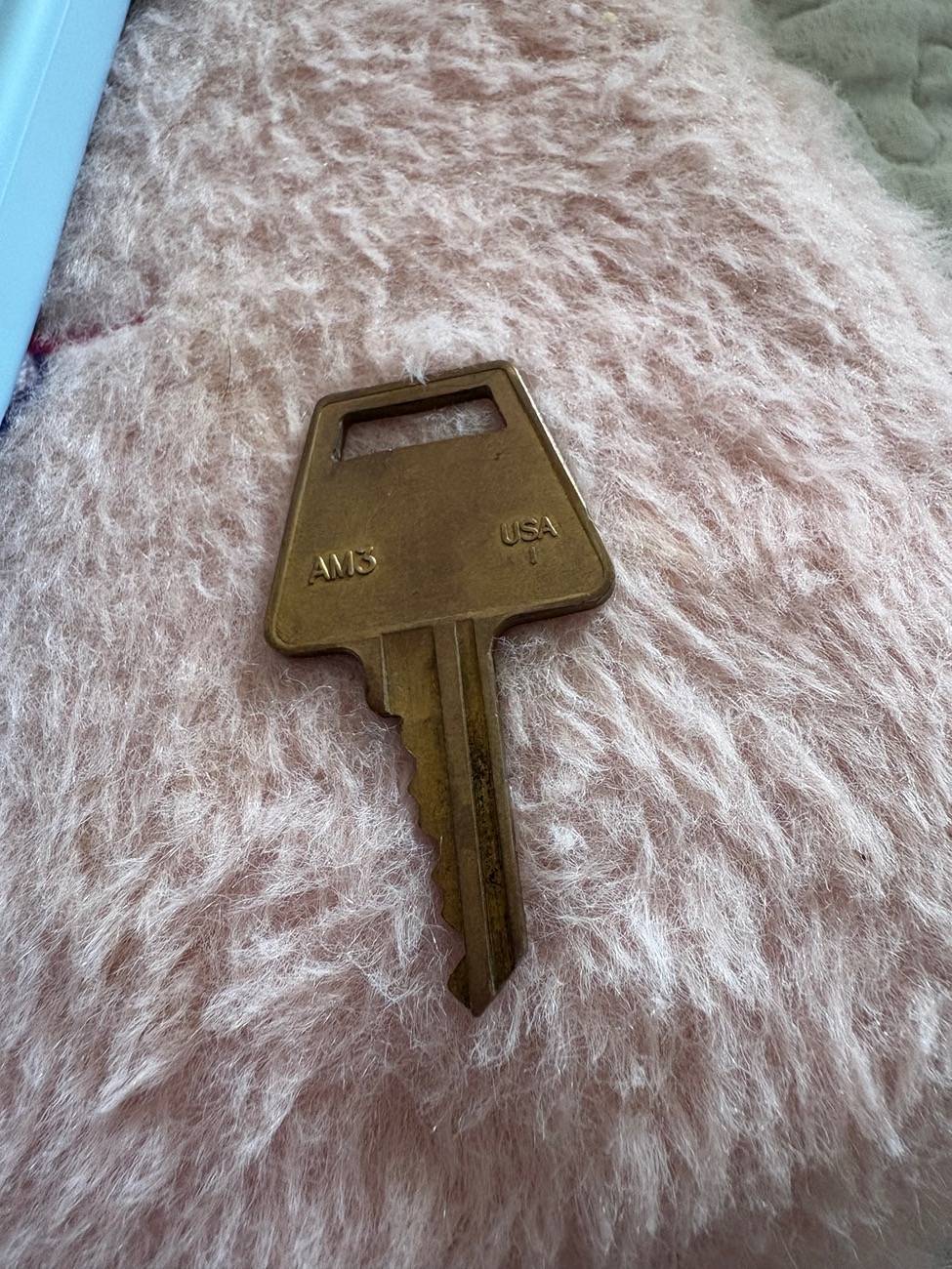 Ford Bronco FOUND KEY IN 222 BaseSquatch IMG_5030