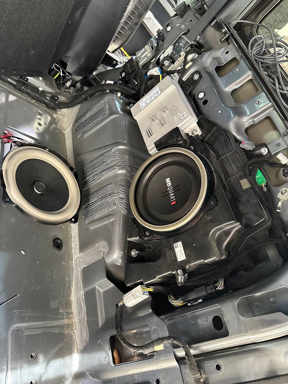 Ford Bronco B&O subwoofer upgrade IMG_8597