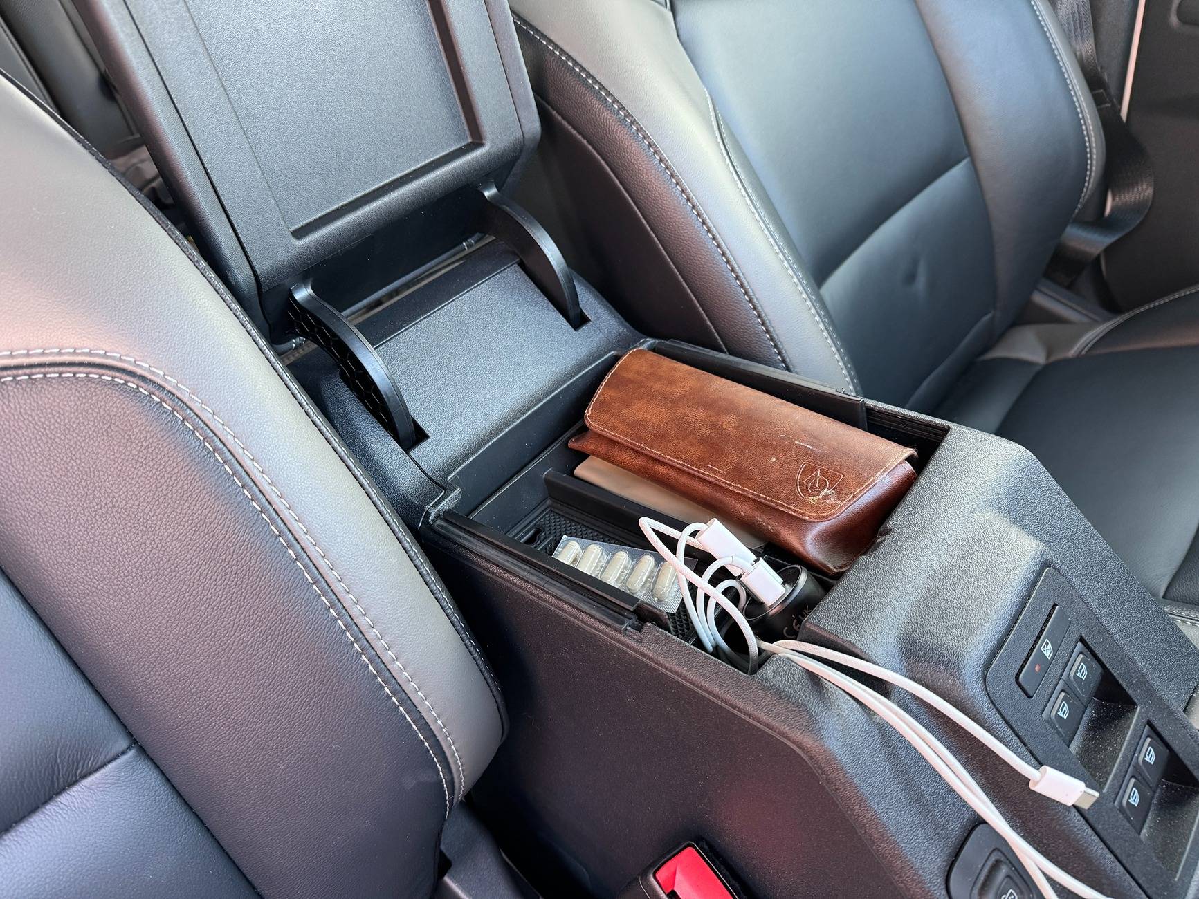 Ford Bronco 2025 Bronco console insert IMG_0738(2).JPG