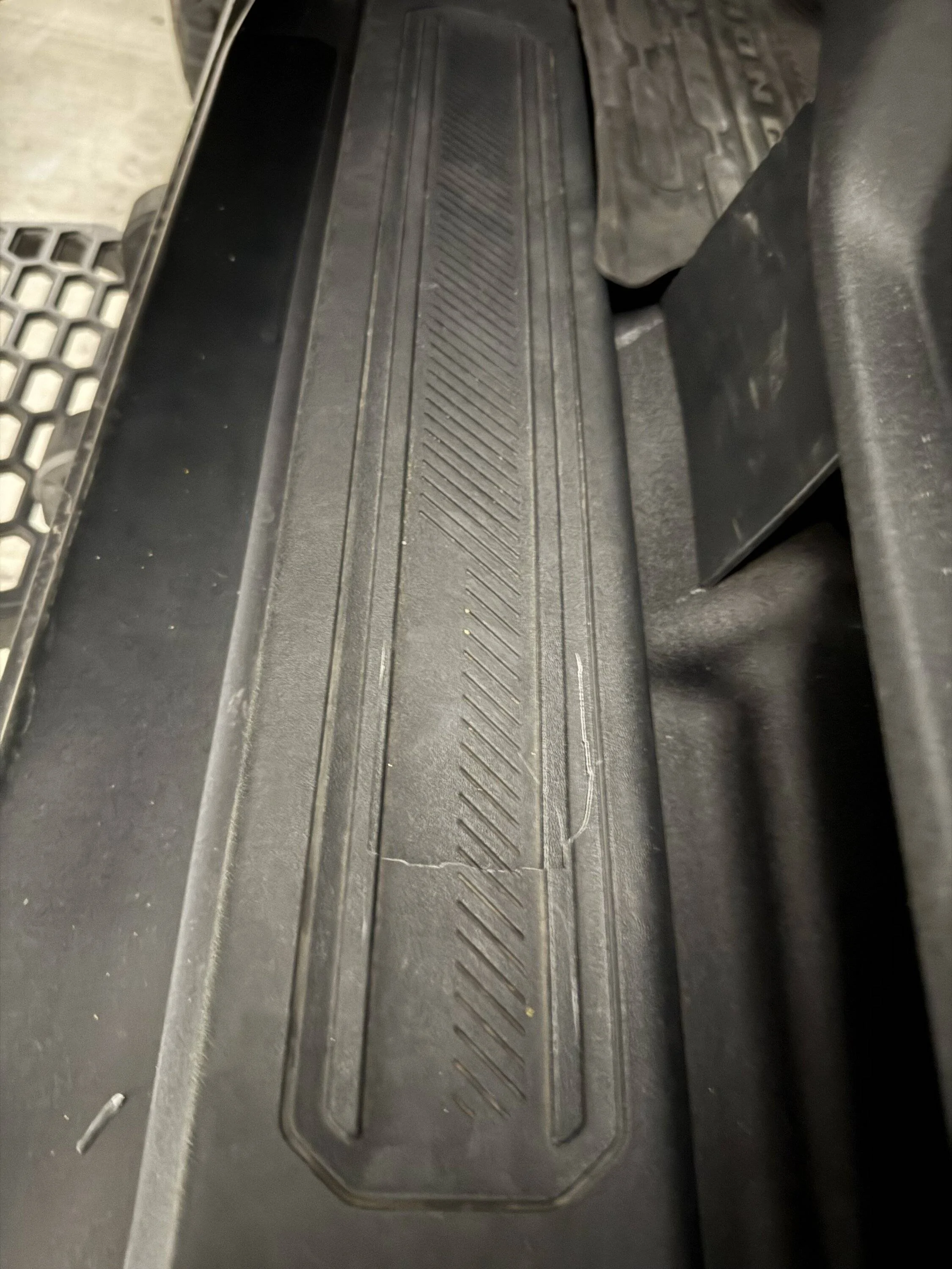 Ford Bronco Interior plastic step - Part number? IMG_1390