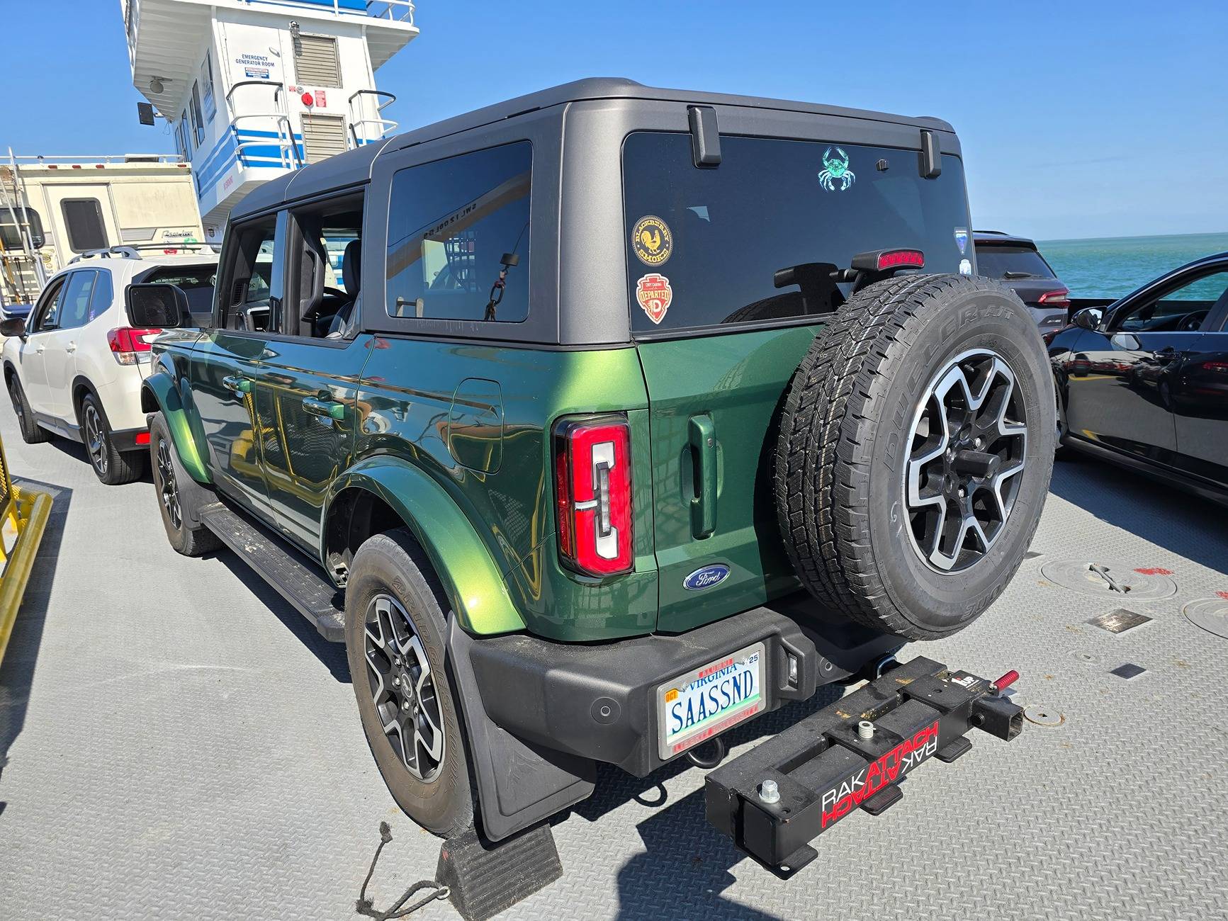 Ford Bronco Install hard top over Bronco Cargo Bed Side Covers? 20241022_123900